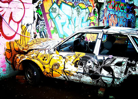 g_0018_lomo-graffiti-collison.jpg