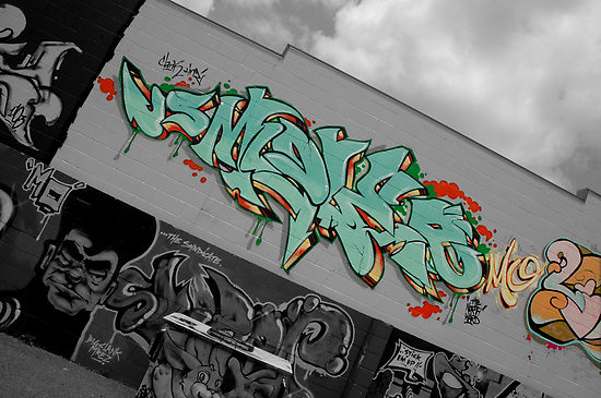 1279402-1-grafiti-wall.jpg