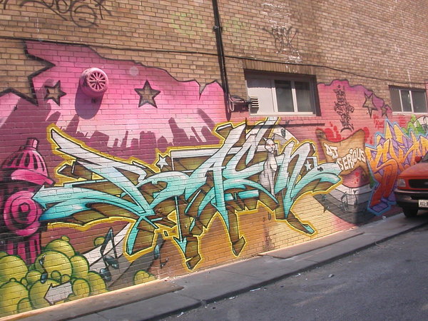 graffiti_by_mayaag.jpg
