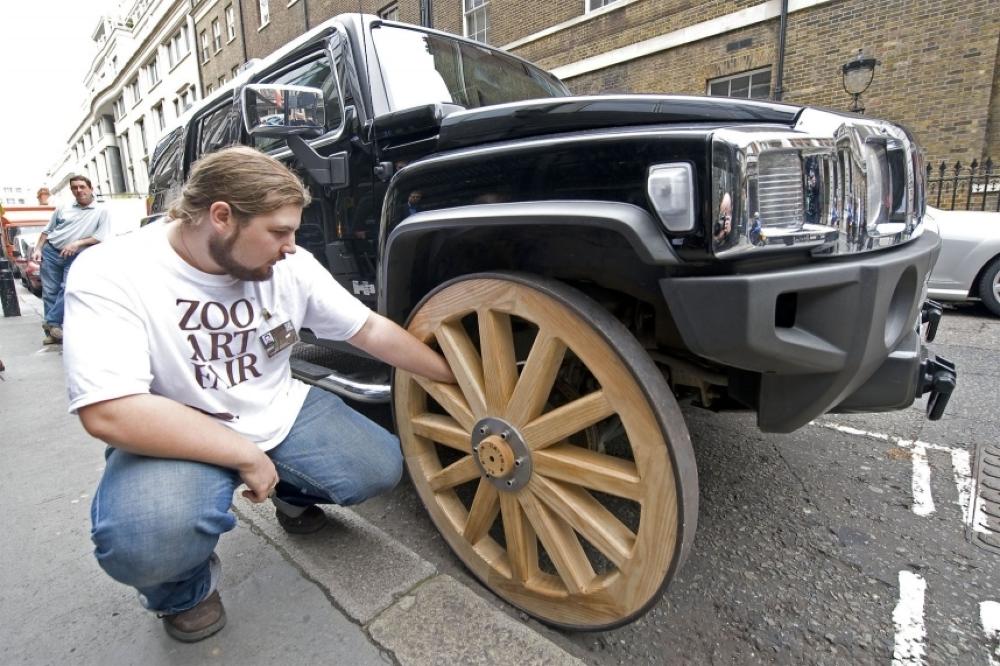 hummer_drevene_kolesa2_edited.jpg